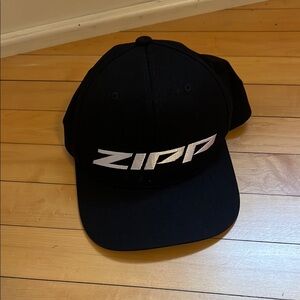 Zipp Black Cap